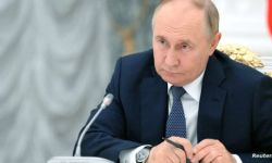 البيت الأبيض يدعو بوتين إلى التوقف عن التدخل في الانتخابات الأميركية